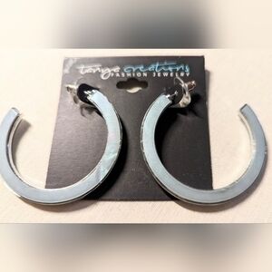 Tanya Creations Earrings bold greyish green. NWT.